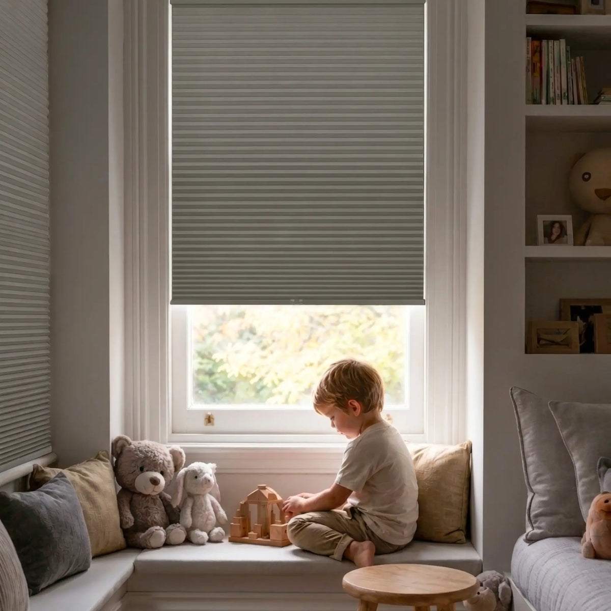 Tension Lock Blackout for better privacy